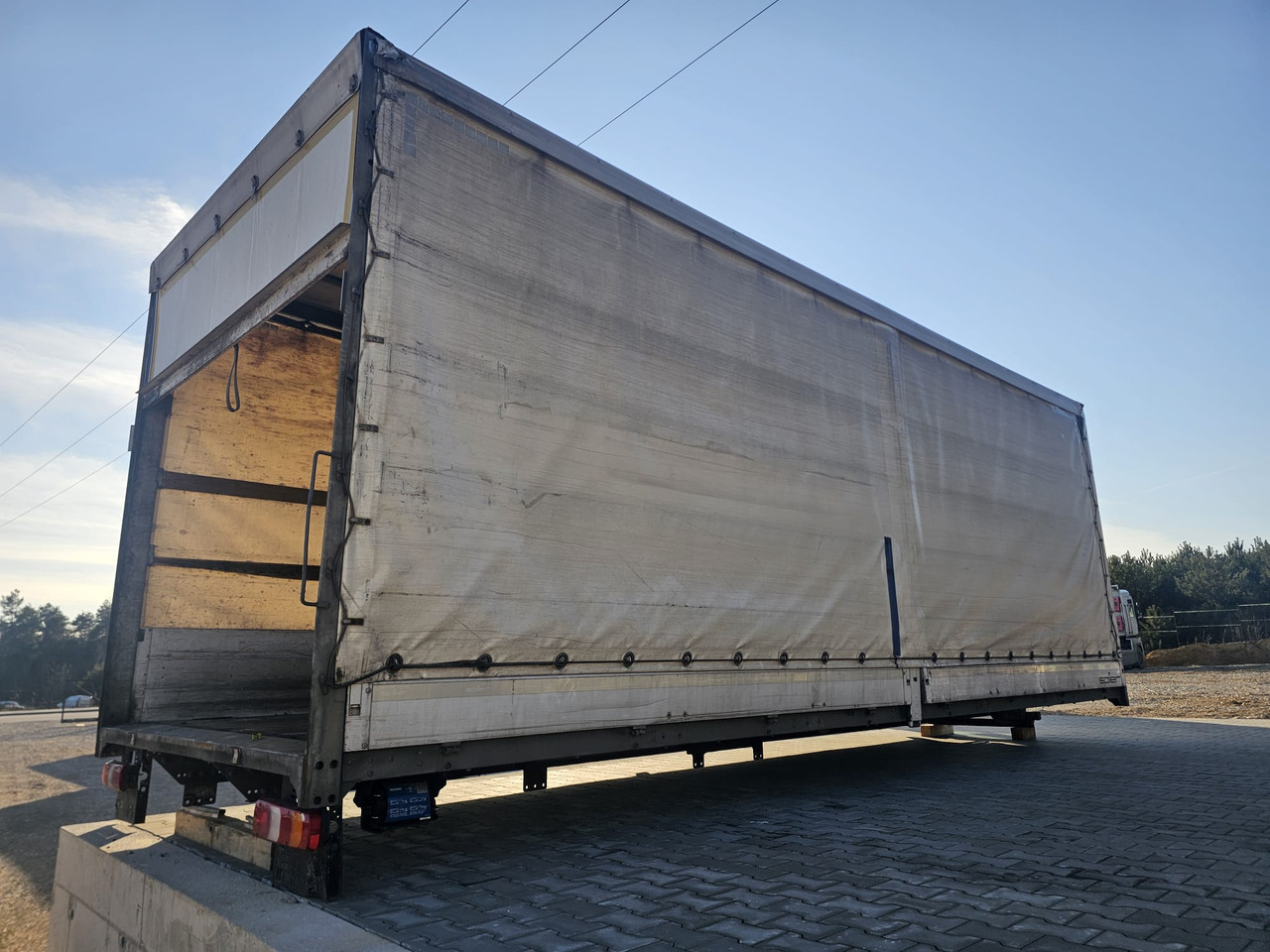 MERCEDES ATEGO / SPIER complete body + PALGINGER 1500kg ALU TAIL LIFT - Curtainside swap body: picture 2 MERCEDES ATEGO / SPIER complete body + PALGINGER 1500kg ALU TAIL LIFT - Curtainside swap body: picture 2