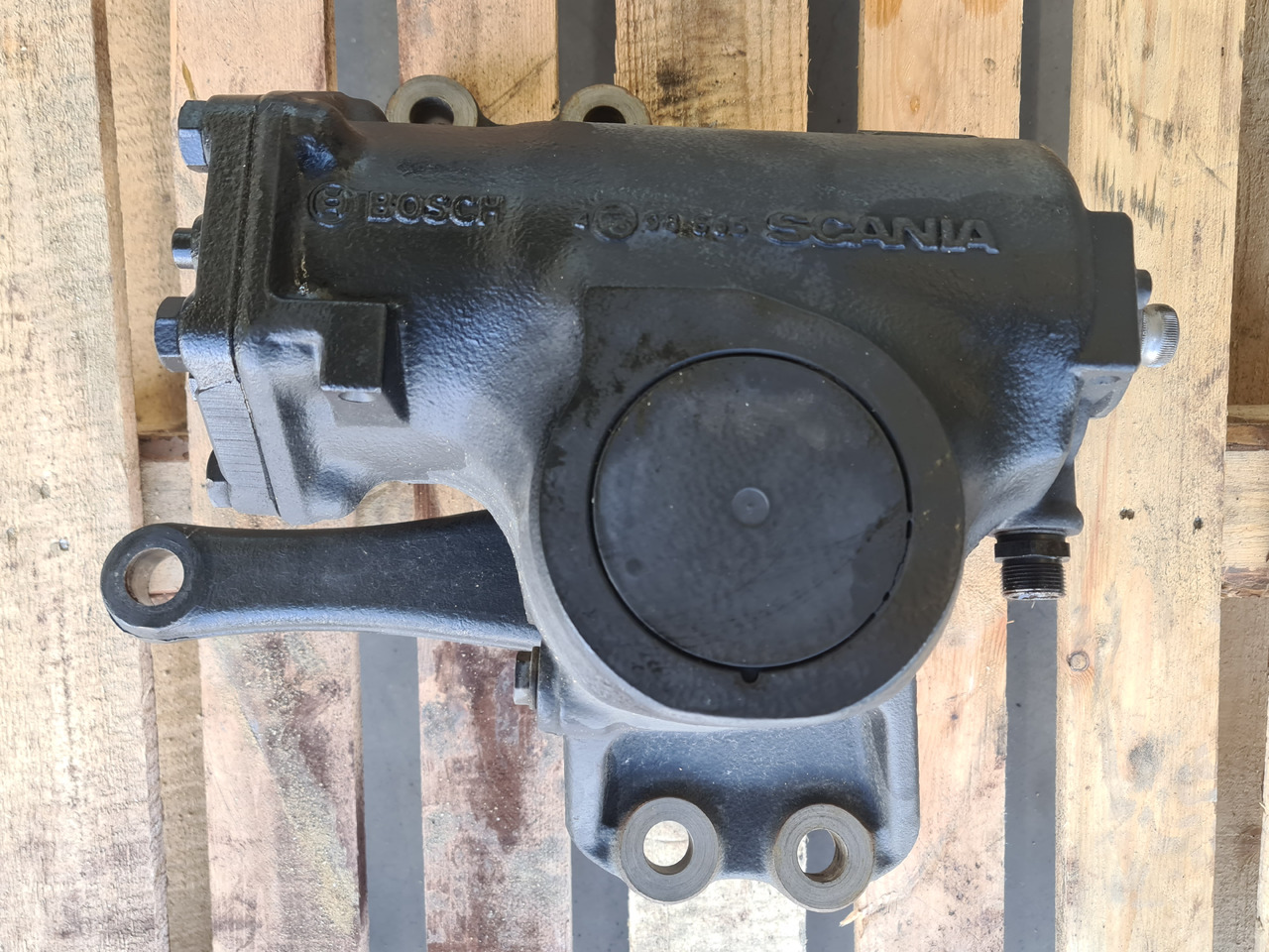 SCANIA STEERING COLUMN / NTG NTS NEW MODEL / WORLDWIDE DELIVERY - Steering gear: picture 1 SCANIA STEERING COLUMN / NTG NTS NEW MODEL / WORLDWIDE DELIVERY - Steering gear: picture 1