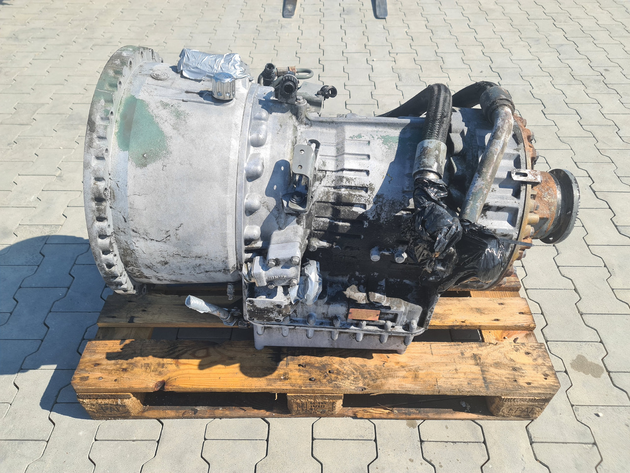VOLVO FH FM / GEARBOX / VT1906PT / POWERTRONIC / WORLDWIDE DELIVERY - Gearbox: picture 4 VOLVO FH FM / GEARBOX / VT1906PT / POWERTRONIC / WORLDWIDE DELIVERY - Gearbox: picture 4