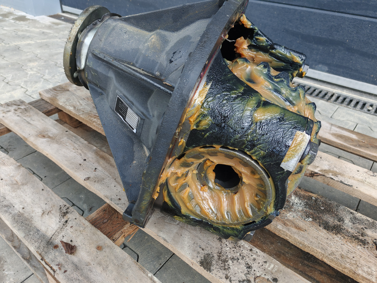 Rear axle VOLVO RTH2610B / DS70H / RATIO: 1.56 16x25 / DIFFERENTIAL / NEW: picture 6 Rear axle VOLVO RTH2610B / DS70H / RATIO: 1.56 16x25 / DIFFERENTIAL / NEW: picture 6