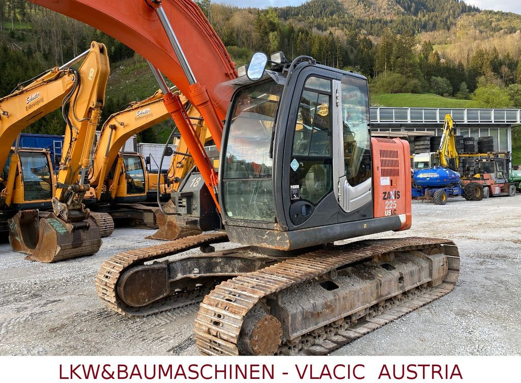 Hitachi ZX 225 USLC-3 - Crawler excavator: picture 3 Hitachi ZX 225 USLC-3 - Crawler excavator: picture 3