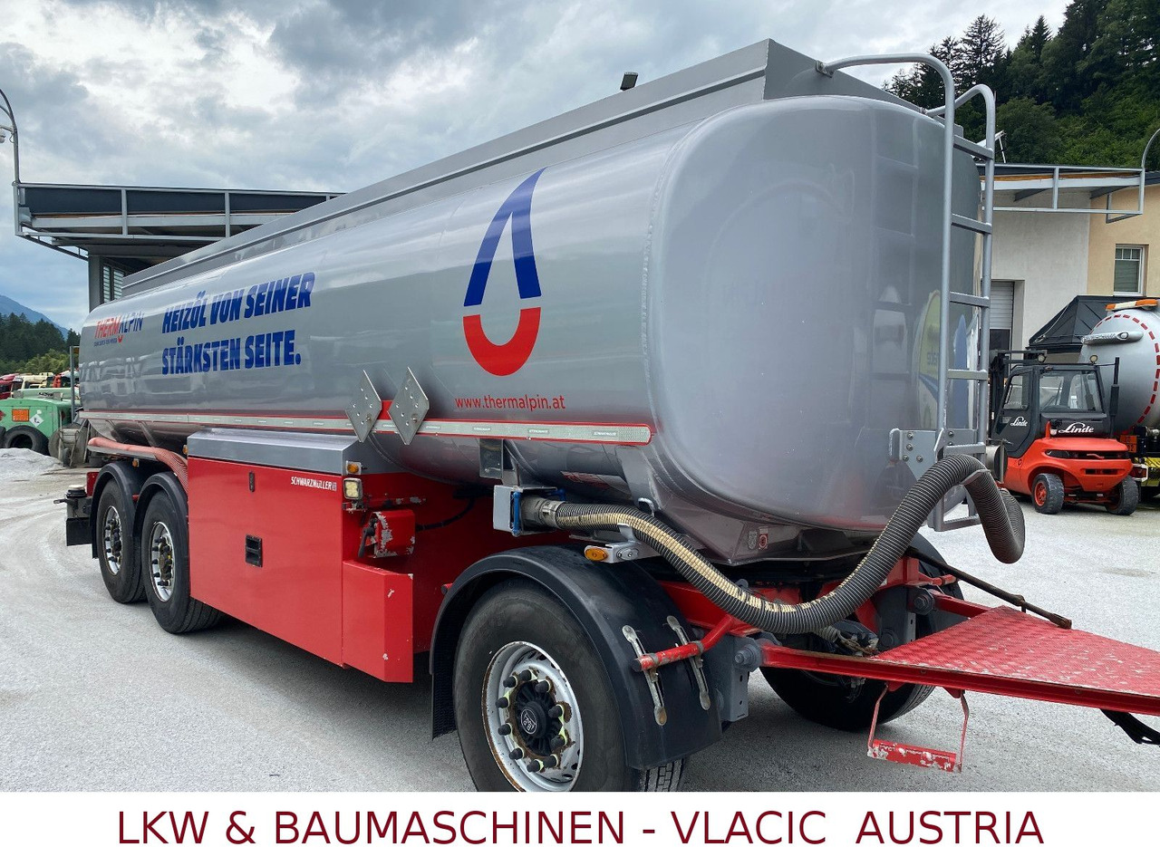 Tanker truck Iveco Stralis 480 Benz/Diesel Schwarzmüller-Kompletzug: picture 15