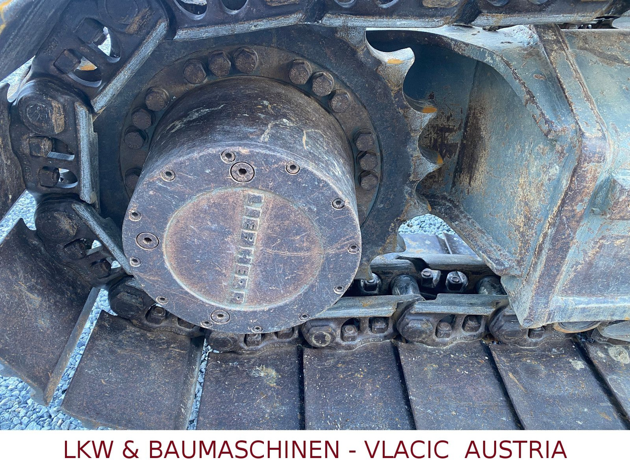 Crawler excavator Liebherr R 900: picture 7