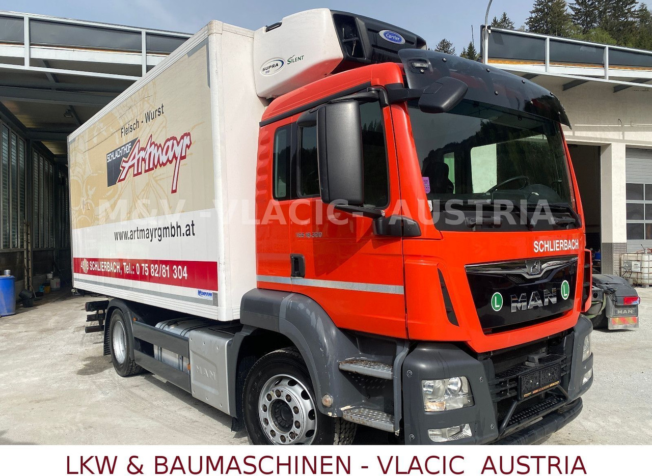 MAN 18.320 Kühlkoffer mit Fleischgehänge - Refrigerated truck: picture 2 MAN 18.320 Kühlkoffer mit Fleischgehänge - Refrigerated truck: picture 2