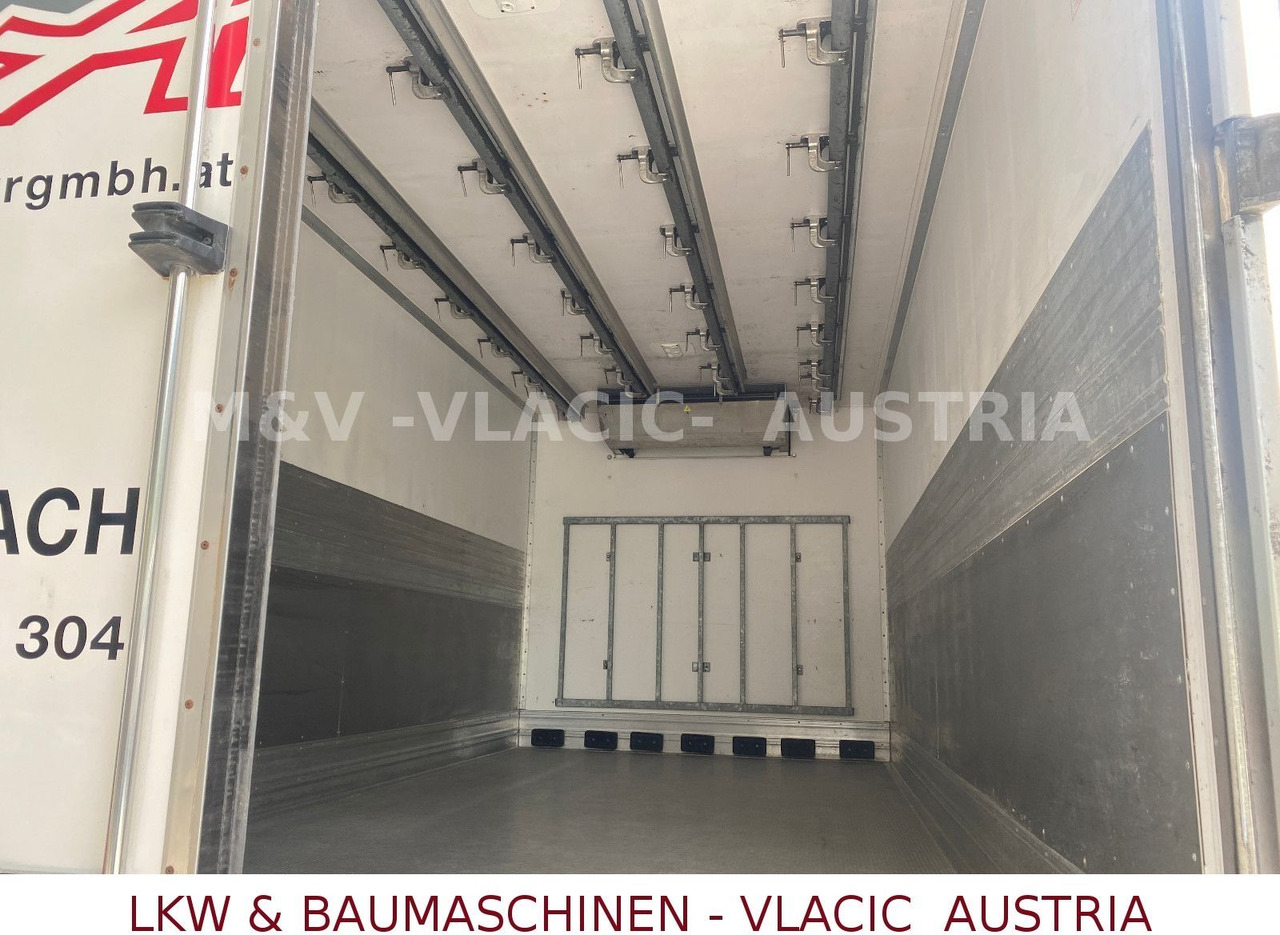 Refrigerated truck MAN 18.320 Kühlkoffer mit Fleischgehänge: picture 15