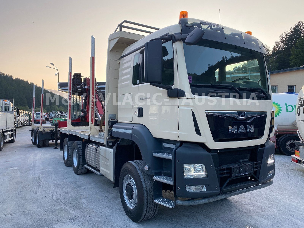 MAN 33.500 6X6 mit Kran PENZ 12Z - Timber truck, Crane truck: picture 2 MAN 33.500 6X6 mit Kran PENZ 12Z - Timber truck, Crane truck: picture 2