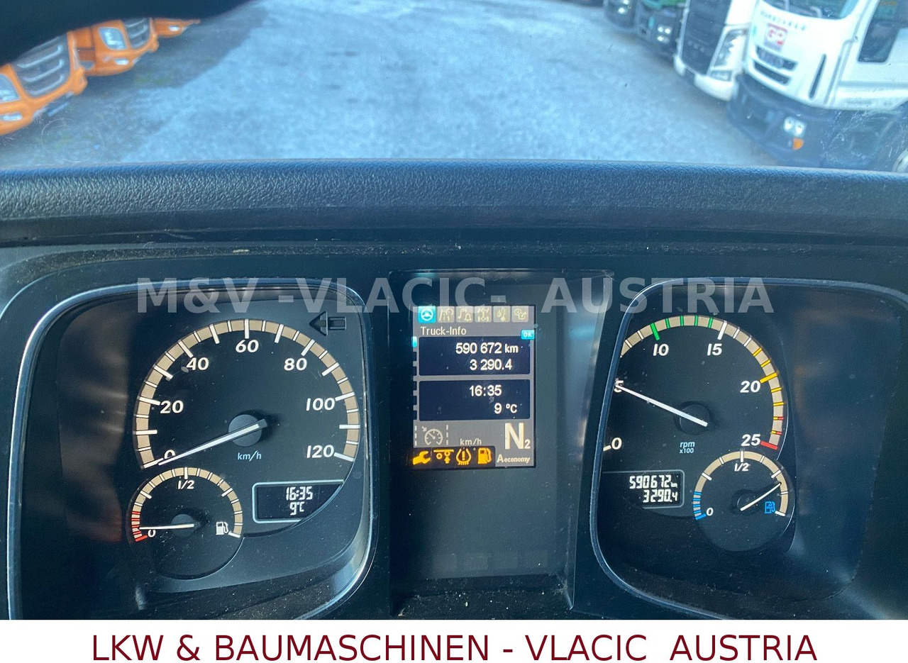 Mercedes-Benz Actros 2545 - Container transporter/ Swap body truck: picture 3 Mercedes-Benz Actros 2545 - Container transporter/ Swap body truck: picture 3