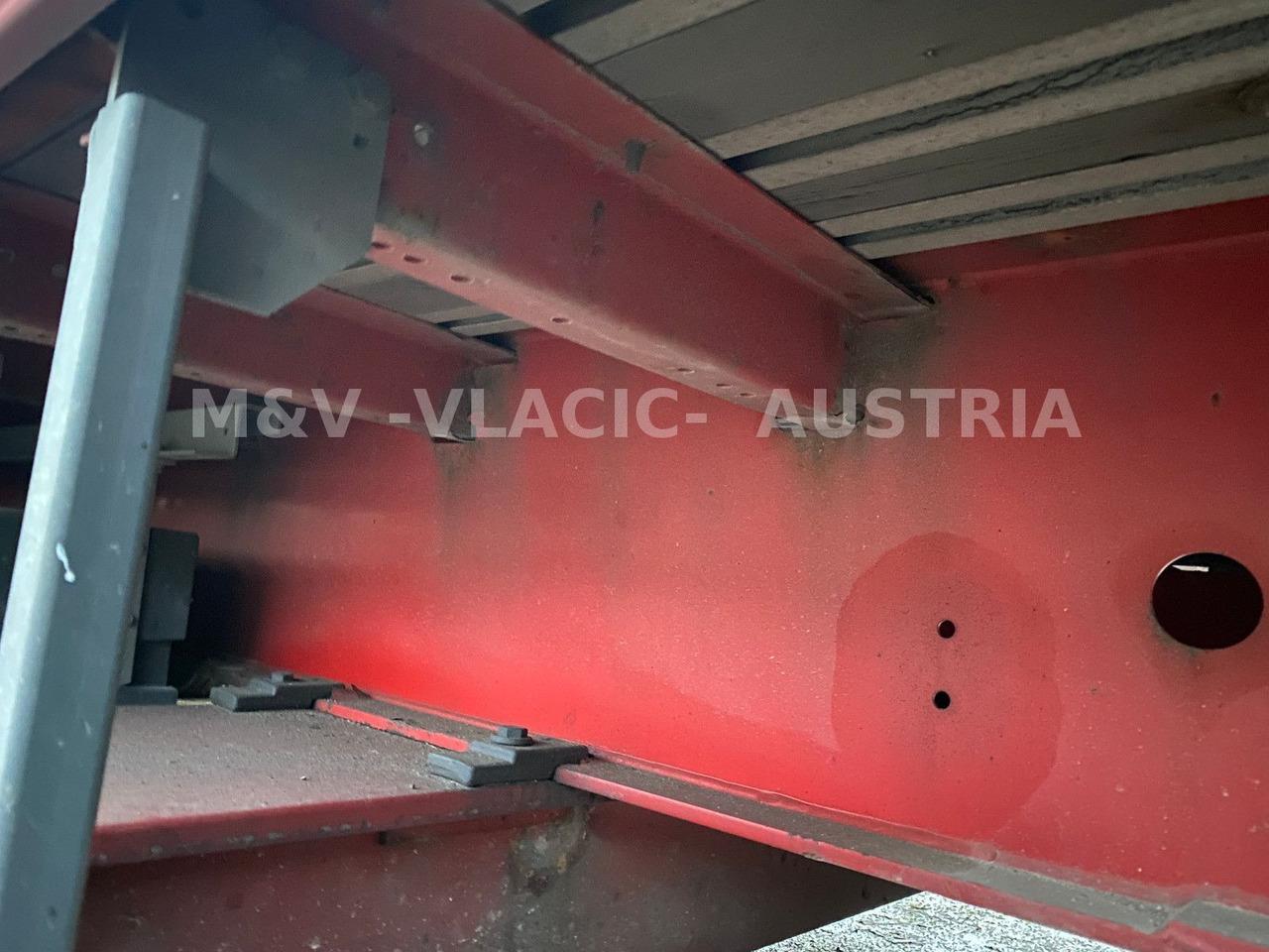 Schwarzmüller Mega - Curtainsider semi-trailer: picture 4 Schwarzmüller Mega - Curtainsider semi-trailer: picture 4