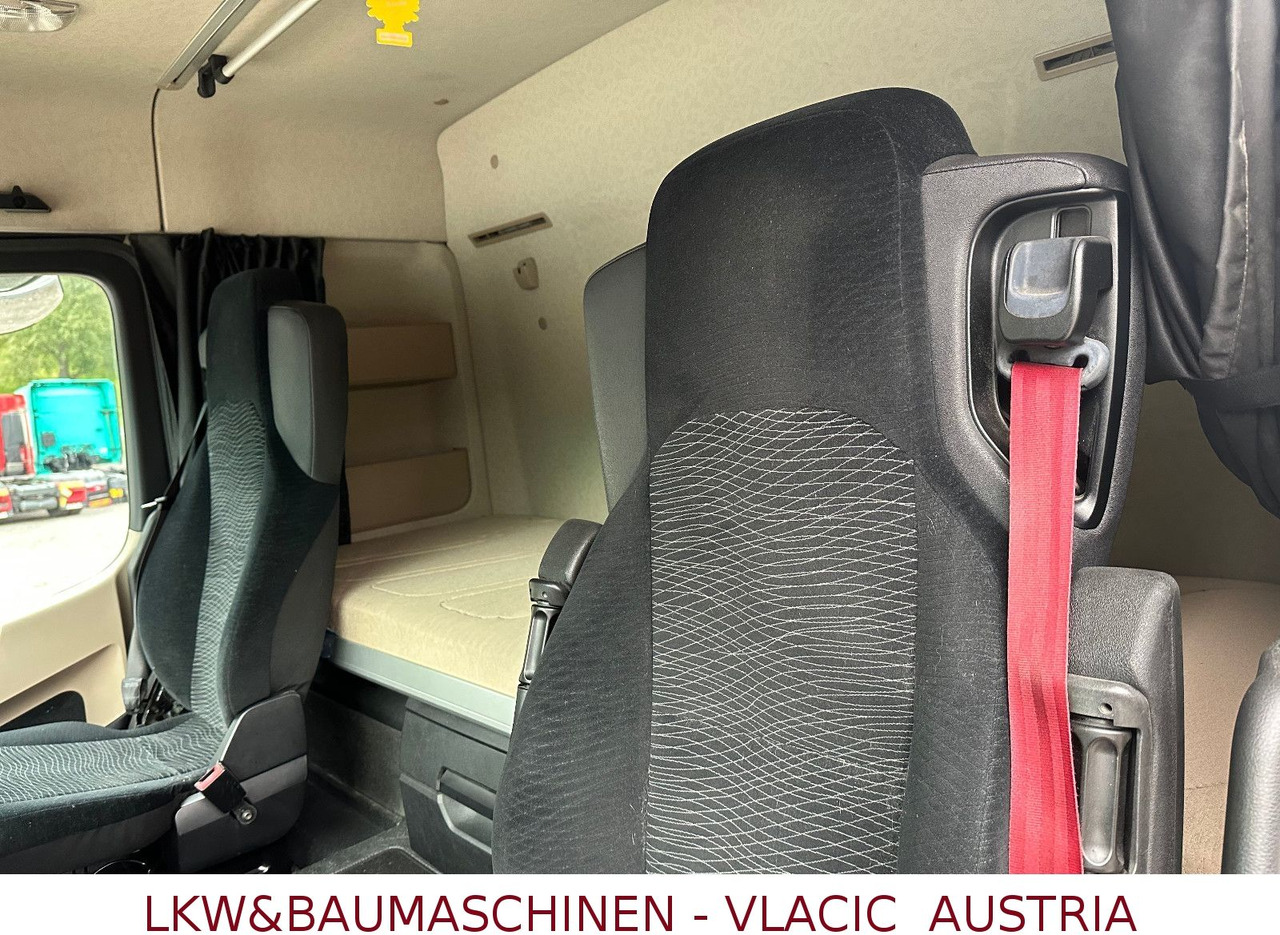 Mercedes-Benz Actros 1840 ADR - Tractor unit: picture 5 Mercedes-Benz Actros 1840 ADR - Tractor unit: picture 5