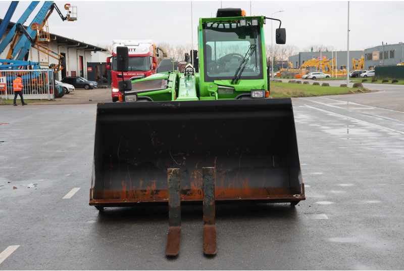 Merlo TF42.7CS - 140 - Telescopic handler: picture 3 Merlo TF42.7CS - 140 - Telescopic handler: picture 3