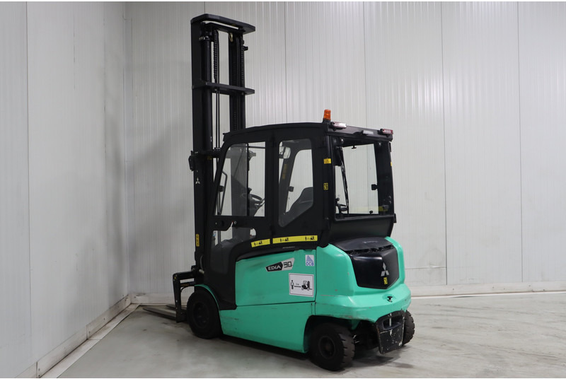 Mitsubishi FB30N - Electric forklift: picture 5 Mitsubishi FB30N - Electric forklift: picture 5