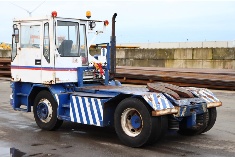 Terberg TRT89 - Terminal tractor: picture 5 Terberg TRT89 - Terminal tractor: picture 5