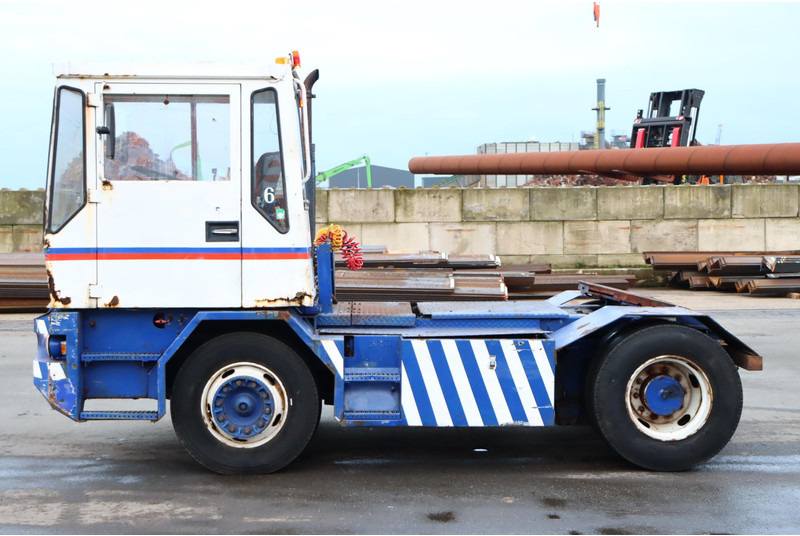 Terberg TRT89 - Terminal tractor: picture 4 Terberg TRT89 - Terminal tractor: picture 4