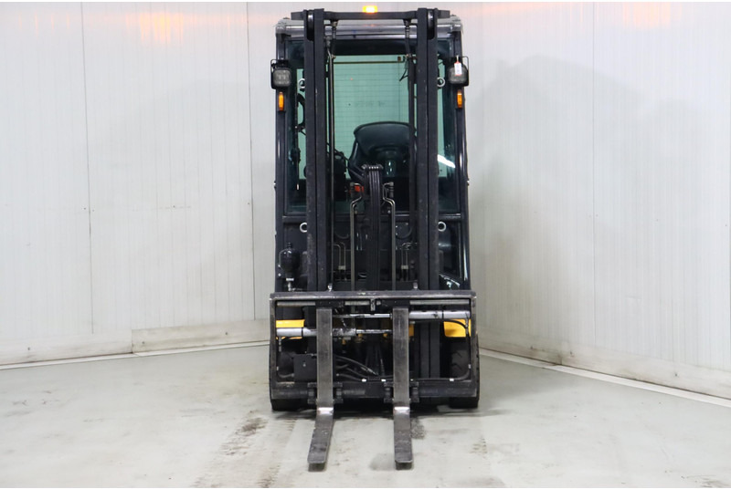 UniCarriers A2N1L16Q - Electric forklift: picture 2 UniCarriers A2N1L16Q - Electric forklift: picture 2