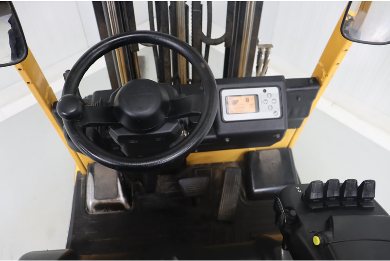 Electric forklift UniCarriers AS1N1L15H: picture 10