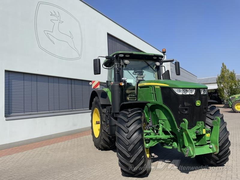 Farm tractor John Deere 7310R: picture 1