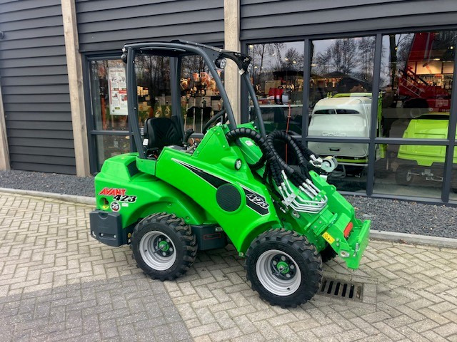 AVANT 423 TDL loader - Compact loader: picture 1 AVANT 423 TDL loader - Compact loader: picture 1