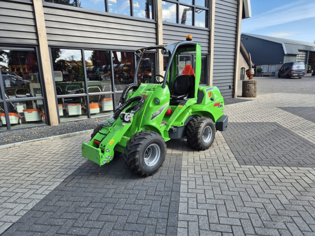 AVANT 735I - Compact loader: picture 2 AVANT 735I - Compact loader: picture 2
