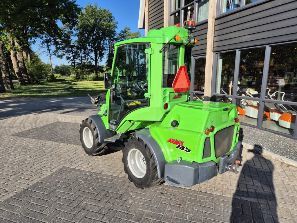 AVANT 745 optidrive - Compact loader: picture 3 AVANT 745 optidrive - Compact loader: picture 3