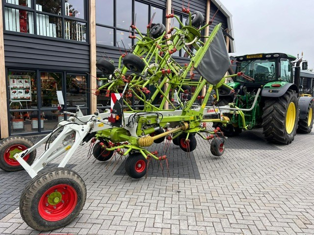 CLAAS VOLTO 1300T tedder - Tedder/ Rake: picture 5 CLAAS VOLTO 1300T tedder - Tedder/ Rake: picture 5