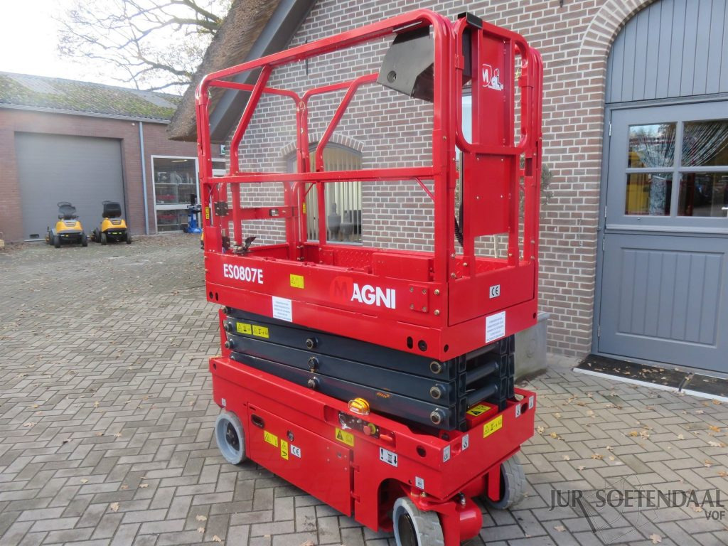 MAGNI ES0807 - Scissor lift: picture 4 MAGNI ES0807 - Scissor lift: picture 4