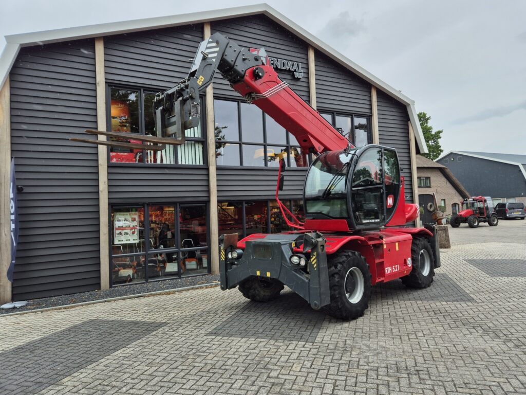 MAGNI RTH 5.21 – D/D - Telescopic handler: picture 2 MAGNI RTH 5.21 – D/D - Telescopic handler: picture 2