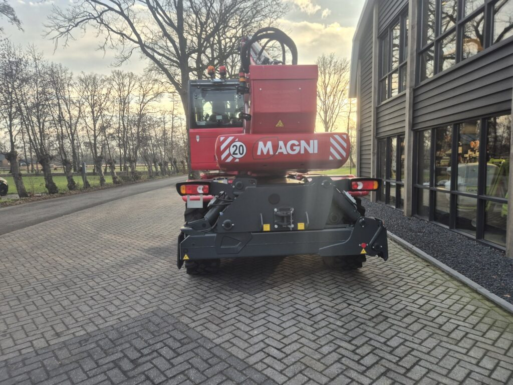 Telescopic handler MAGNI RTH 6.21 – D/D: picture 6