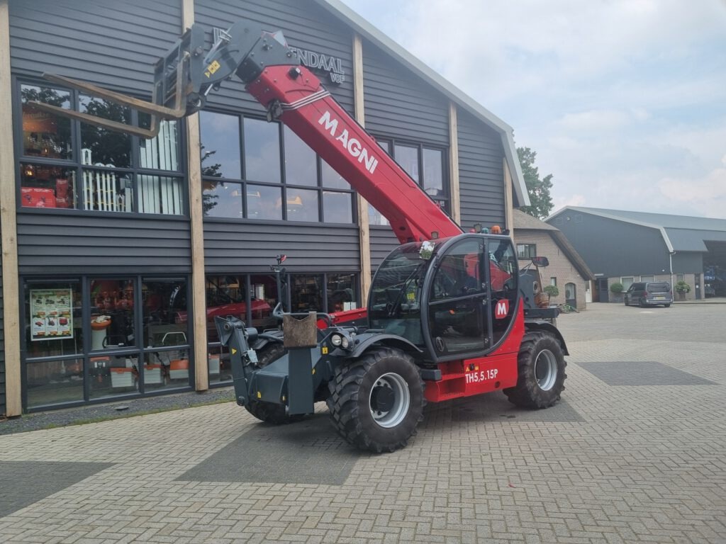 MAGNI TH5,5.15P - Telescopic handler: picture 2 MAGNI TH5,5.15P - Telescopic handler: picture 2