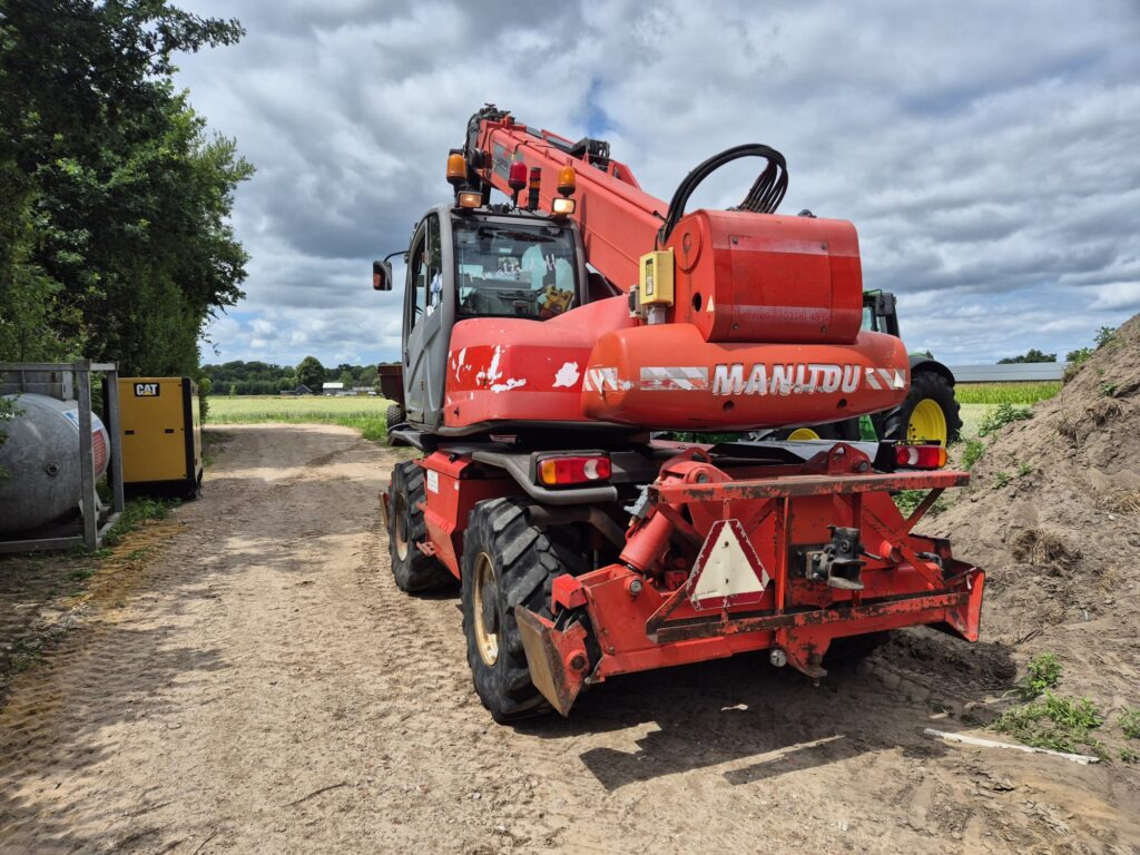 MANITOU MRT 2150 privilege - Telescopic handler: picture 3 MANITOU MRT 2150 privilege - Telescopic handler: picture 3