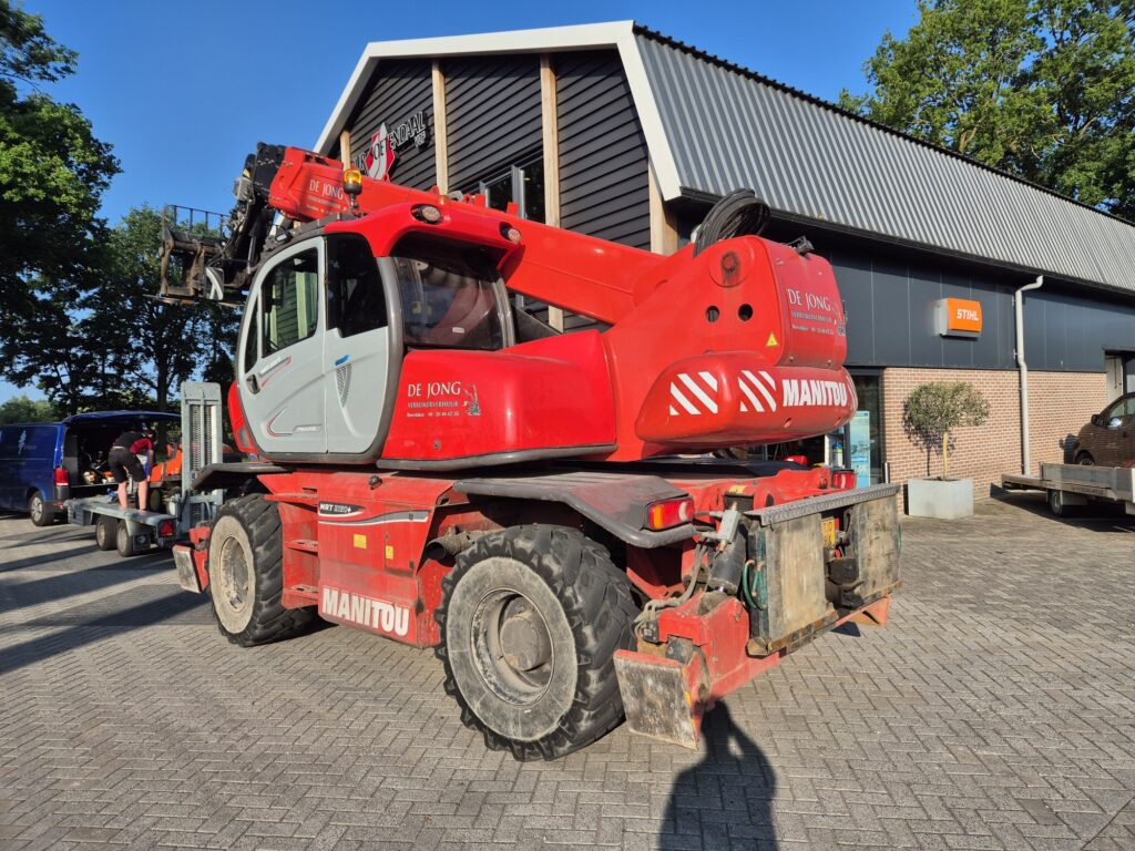 MANITOU MRT 2150+ privilege - Telescopic handler: picture 3 MANITOU MRT 2150+ privilege - Telescopic handler: picture 3