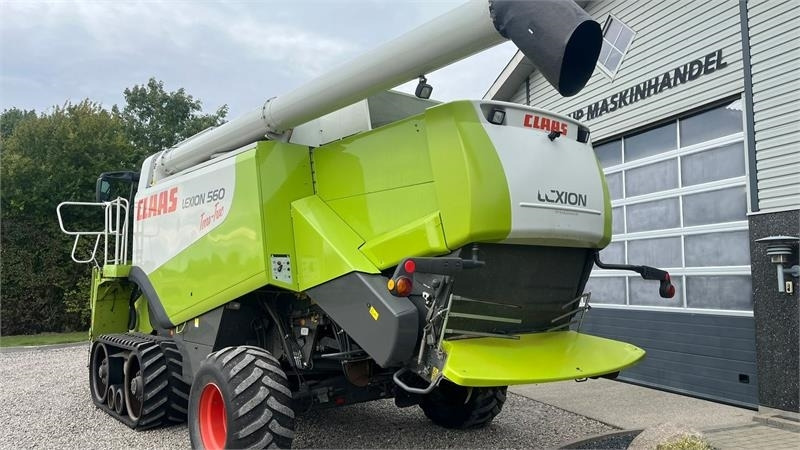 Combine harvester Claas LEXION 560 Med ny bælter og 4wd: picture 7