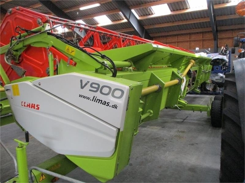 Claas LEXION 750 Gårdmaskine med kun 1480timer og V900 s - Combine harvester: picture 5 Claas LEXION 750 Gårdmaskine med kun 1480timer og V900 s - Combine harvester: picture 5