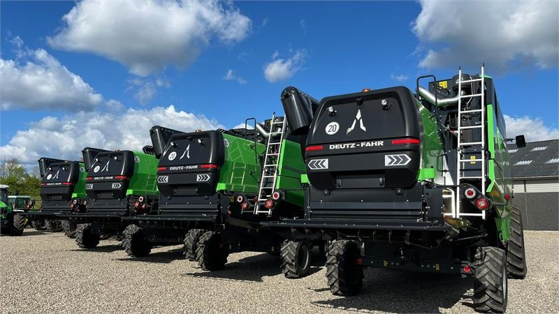 Deutz-fahr C7206 With 24feed - 7.2m header. New and unused Co  - Combine harvester: picture 2 Deutz-fahr C7206 With 24feed - 7.2m header. New and unused Co  - Combine harvester: picture 2