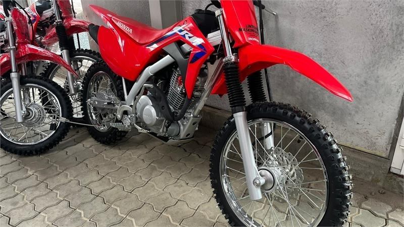 Honda CRF 125 F DEMO. Rigtig crosser med gear og kobling - ATV/ Quad: picture 3 Honda CRF 125 F DEMO. Rigtig crosser med gear og kobling - ATV/ Quad: picture 3