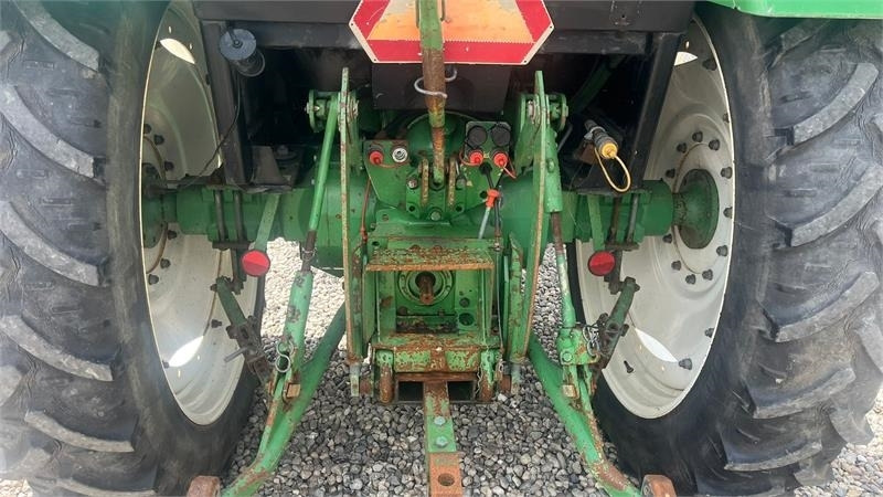 John Deere 2650 Med SGII kabine, 540 og 1000 pto omd - Farm tractor: picture 4 John Deere 2650 Med SGII kabine, 540 og 1000 pto omd - Farm tractor: picture 4