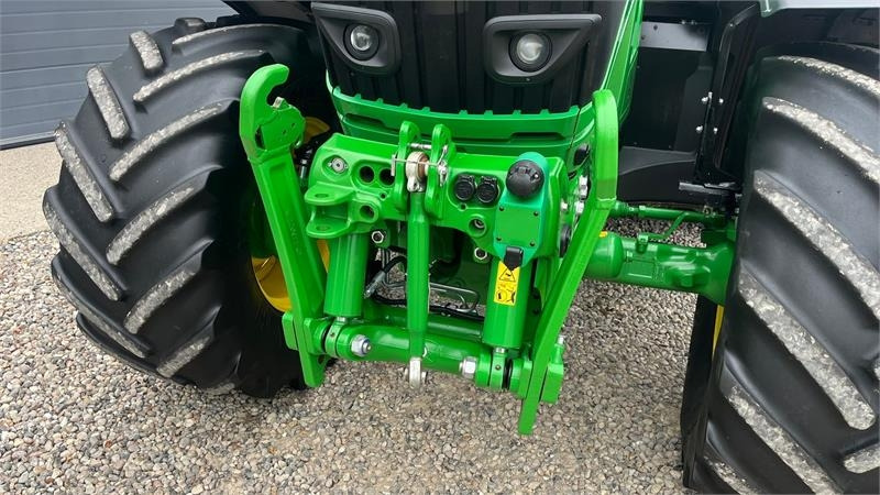 John Deere 6195R Premium Edition med frontlift - Farm tractor: picture 4 John Deere 6195R Premium Edition med frontlift - Farm tractor: picture 4