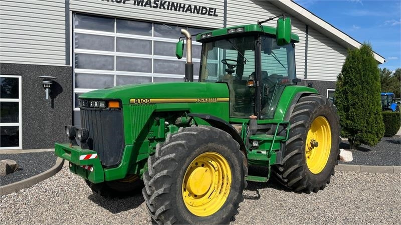 John Deere 8100 Samme ejer siden 2014 - Farm tractor: picture 2 John Deere 8100 Samme ejer siden 2014 - Farm tractor: picture 2