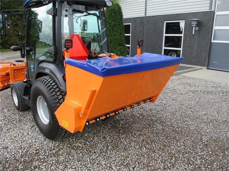 Limas SSP160 Selvlæssende og med lys - Sand/ Salt spreader for Municipal/ Special vehicle: picture 3 Limas SSP160 Selvlæssende og med lys - Sand/ Salt spreader for Municipal/ Special vehicle: picture 3