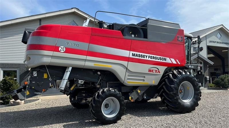 Leasing of Massey Ferguson 7370 BETA. Gårdmaskine med kun 1080 motortimer. Me  Massey Ferguson 7370 BETA. Gårdmaskine med kun 1080 motortimer. Me: picture 14