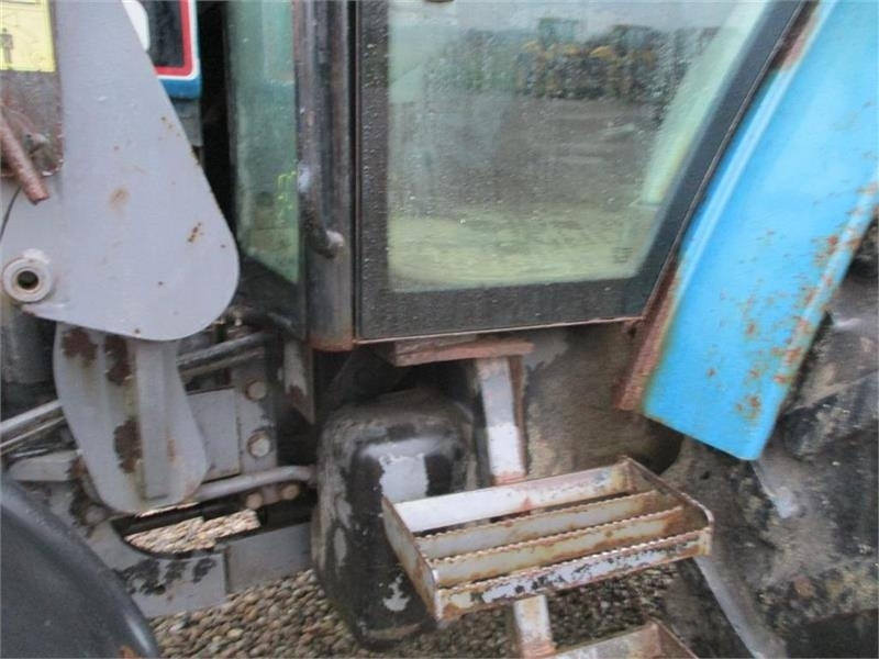 New Holland 7740 SLE Turbo Med frontlæsser og frontlift.  - Farm tractor: picture 5 New Holland 7740 SLE Turbo Med frontlæsser og frontlift.  - Farm tractor: picture 5