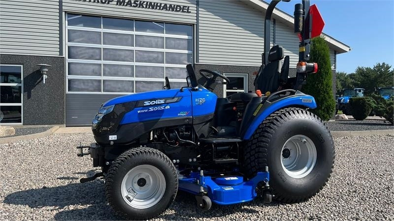Solis 26 HST Hydrostat Turf hjul og klipperbord  - Municipal tractor: picture 2 Solis 26 HST Hydrostat Turf hjul og klipperbord  - Municipal tractor: picture 2
