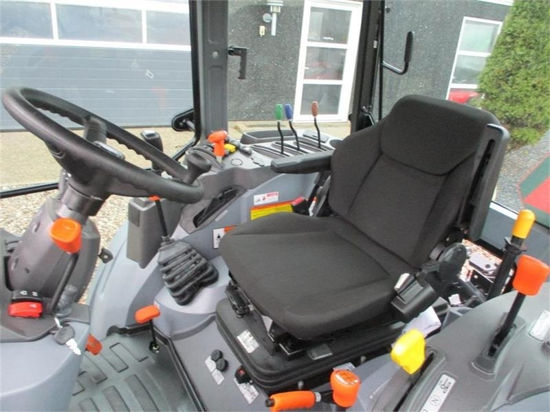 Solis 60 Med frontlift og frontPTO - Farm tractor: picture 5 Solis 60 Med frontlift og frontPTO - Farm tractor: picture 5