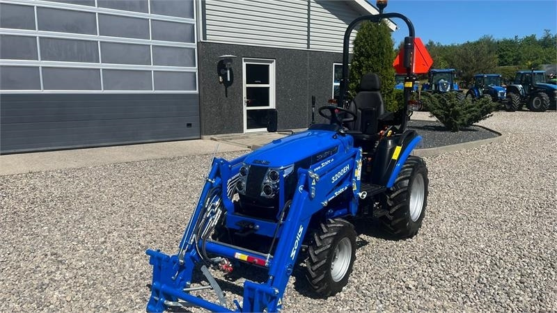 Farm tractor Solis H26 HST Med Frontlæsser: picture 12