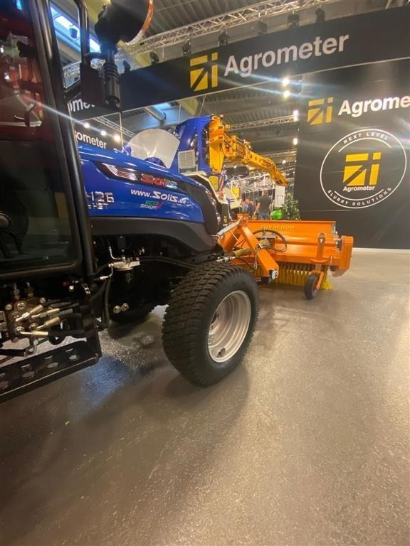 Farm tractor Solis H26 HST SnowEdition med Thyregod TK 1600 kost på: picture 8