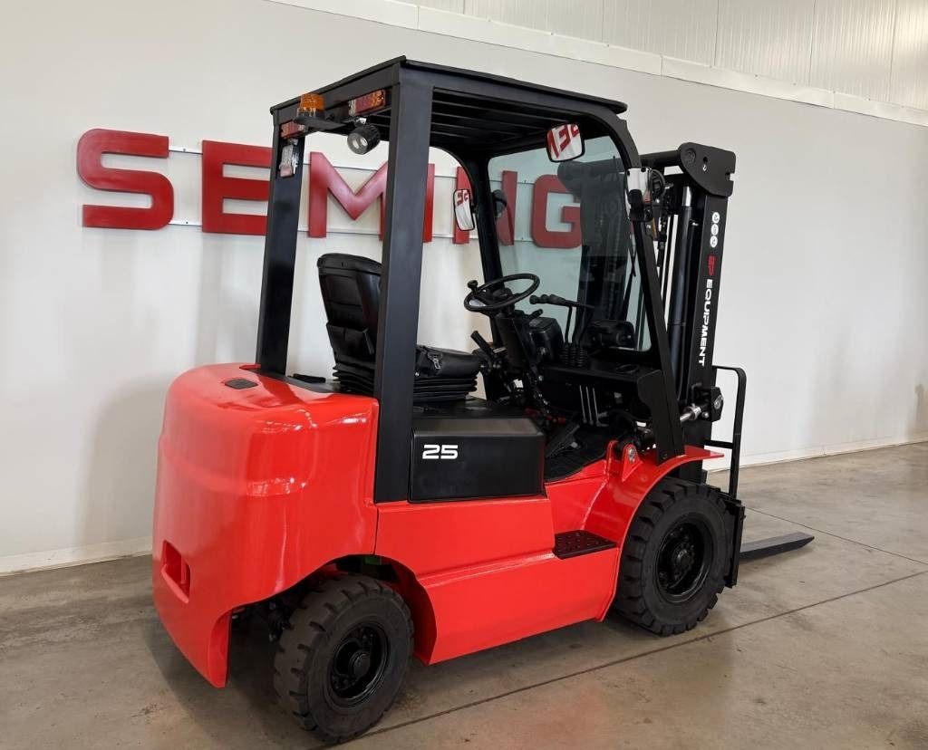 EP 11013 - EFL252  - Electric forklift: picture 3 EP 11013 - EFL252  - Electric forklift: picture 3