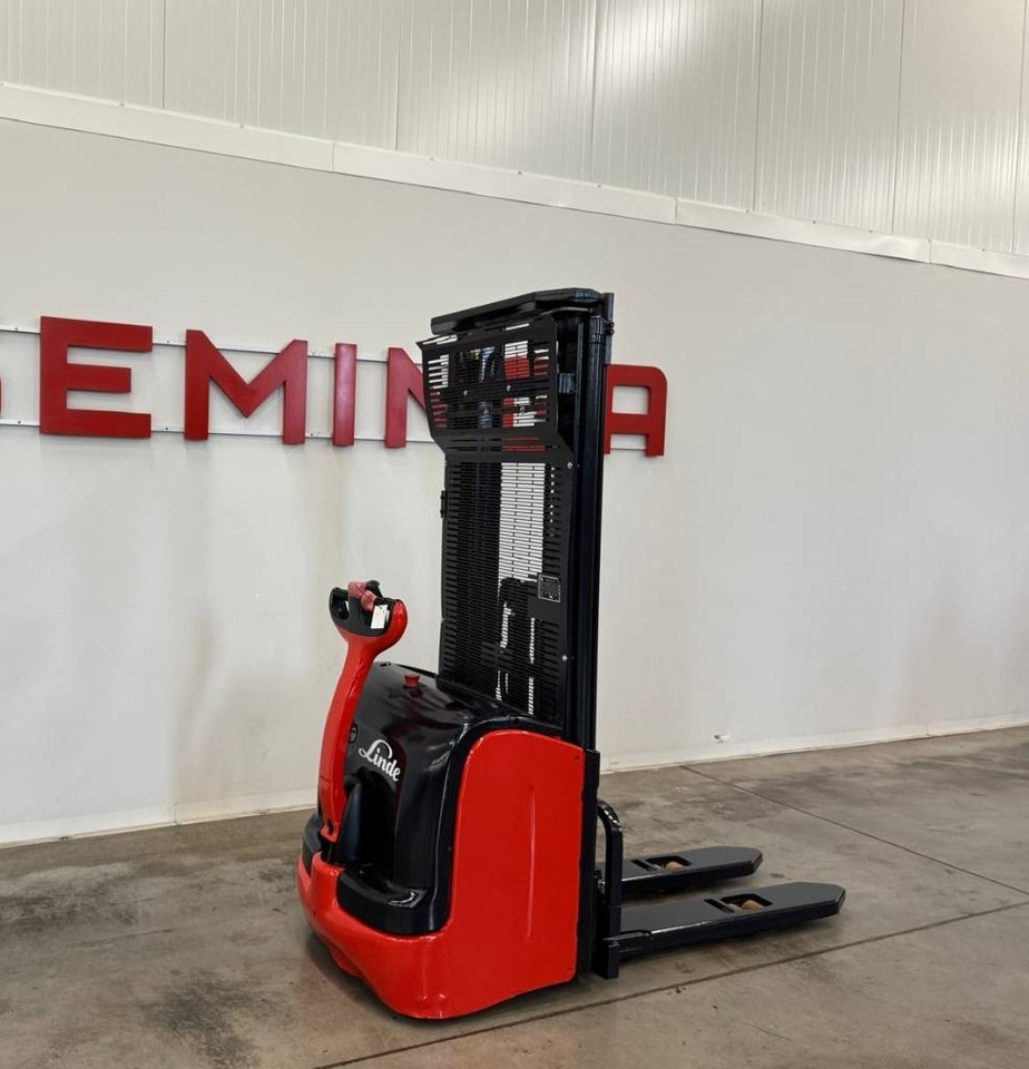 Linde 10750 L16 - Forklift: picture 2 Linde 10750 L16 - Forklift: picture 2