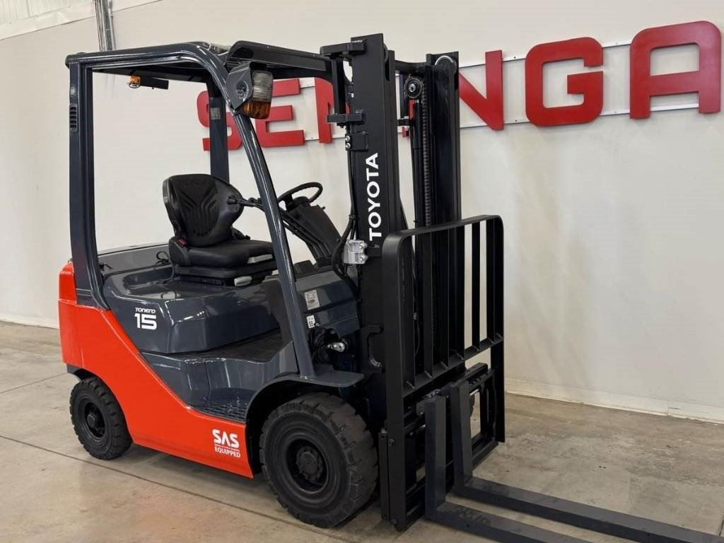 Toyota 10856 02-8FDF15 - Diesel forklift: picture 2 Toyota 10856 02-8FDF15 - Diesel forklift: picture 2