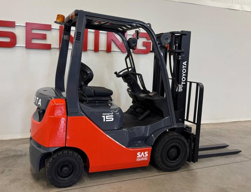 Toyota 10856 02-8FDF15 - Diesel forklift: picture 3 Toyota 10856 02-8FDF15 - Diesel forklift: picture 3