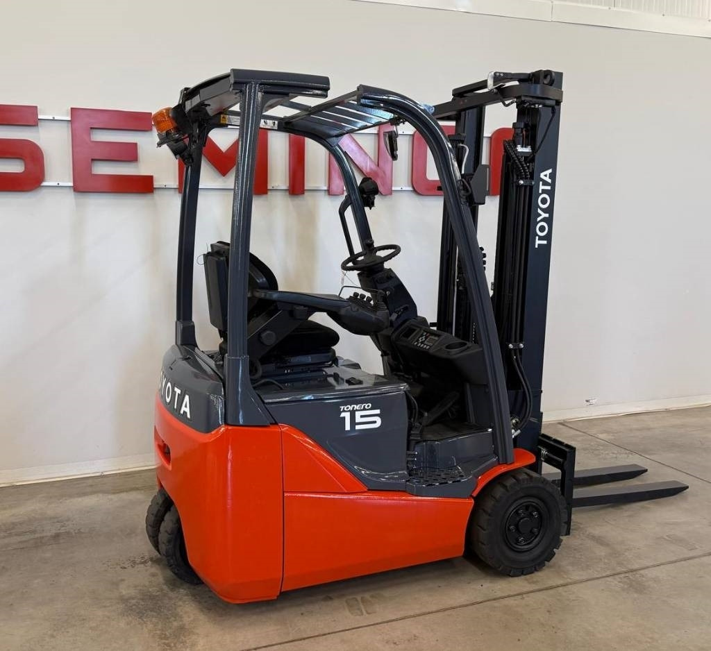 Toyota 11051 - 8FBE15T  - Electric forklift: picture 3 Toyota 11051 - 8FBE15T  - Electric forklift: picture 3