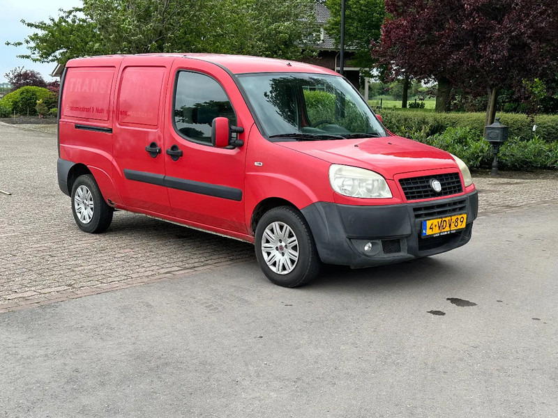 Fiat Doblò 1.9 JTD LANG Airco/Klima schuifdeur EXPORT! - Small van: picture 1 Fiat Doblò 1.9 JTD LANG Airco/Klima schuifdeur EXPORT! - Small van: picture 1